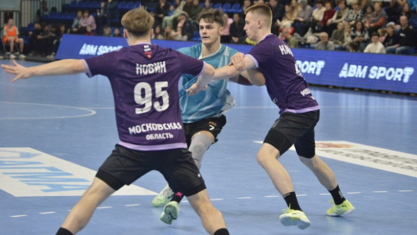 «Чеховские медведи» обыграли «Динамо‑Сунгуль» в матче Суперлиги по гандболу